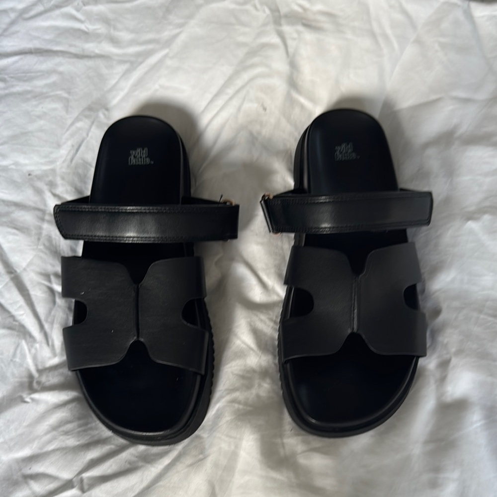 Wild Fable Black Slide Sandals